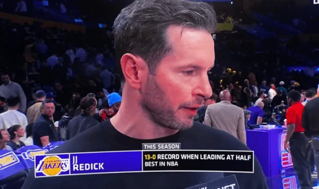 官方网站-雷迪克：球员彼此信任，这是我们传球表现最好的半场之一