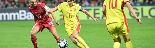 APP下载-遗憾！王珊珊领衔防线百密一疏 高空球成致命伤