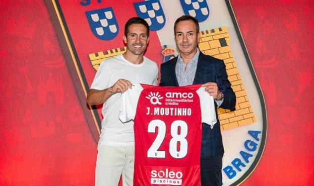 体育赛事-穆蒂尼奥去布拉加 奥塔维奥成波尔图售价最高球员