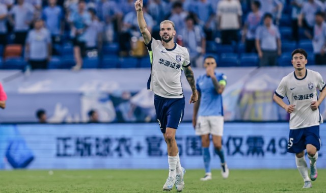 直播吧：中甲劲旅广州豹签下29岁前三镇外援图多列