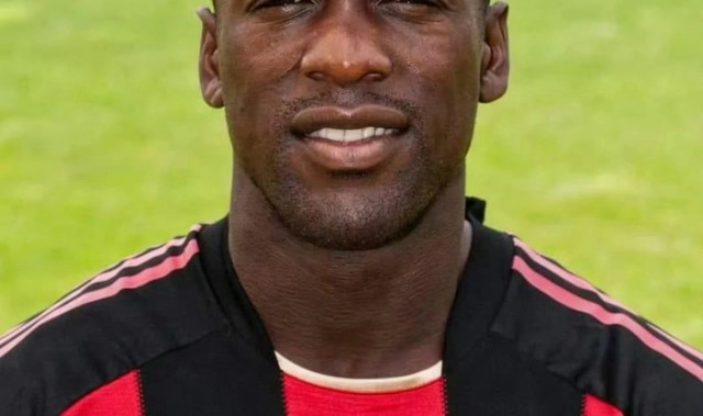 注册领彩金-米兰传奇西多夫迎来生日|AC米兰|克拉伦斯-西多夫|ac米兰|名宿_新浪体育_新浪新闻