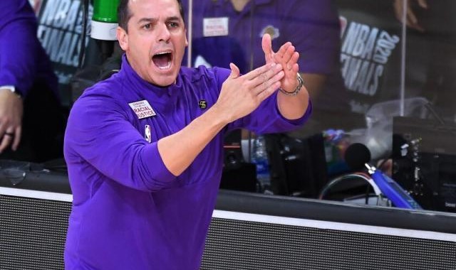 开云体育-NBA暂停的艺术：如何不被裁判无视？不画战术正常？